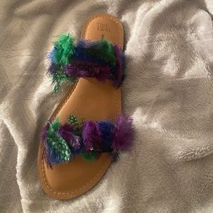 2 Strap Feather Sandals